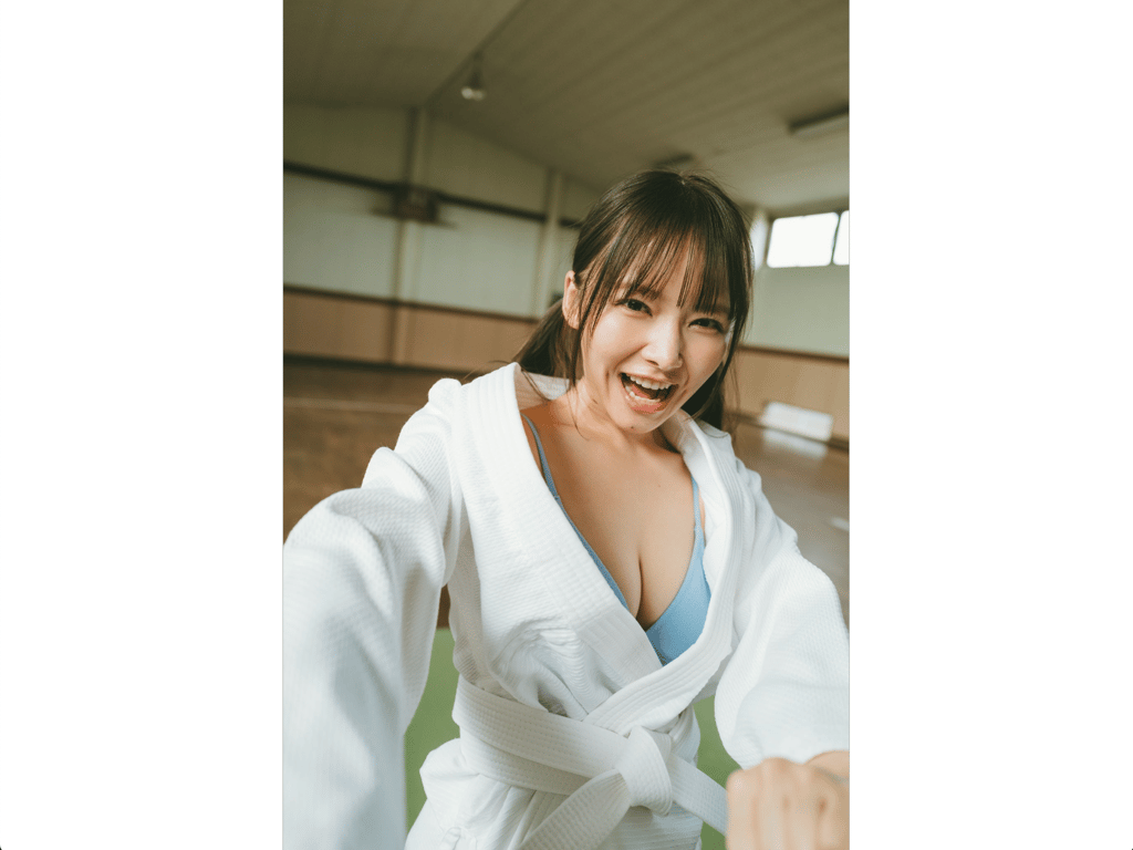 图片[2]-#上田操 数字写真集「敞开的道服下……」先行卡 - 全本免费在线观看-阅图吧