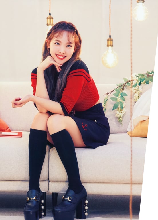 图片[4]-2019.10 TWICE WORLD TOUR 2019 'TWICELIGHTS' IN JAPAN 宣传册 - 在线免费观看-阅图吧