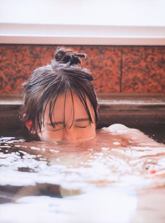 图片[5]-Miku Kanemura 金村美玖 – 1st Photobook Compass 罗针盘 (2022-12-20) - 阅图吧-阅图吧