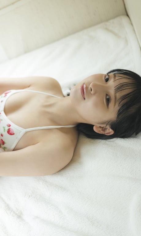 图片[35]-【数字限定】一之濑琉菜写真集「草莓与春天」 週プレ PHOTO BOOK - 在线免费观看-阅图吧