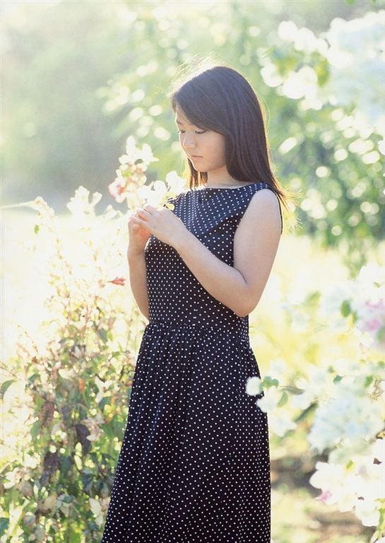 图片[4]-#Sayaka Isoyama 磯山沙也加 1st Photobook – Pre Pri‐17 (2001-06) - 全本免费在线观看-阅图吧