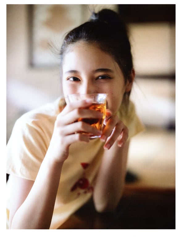 图片[112]-#Nao Kosaka 小坂菜绪 (日向坂46) 1st写真集 你是谁？ Cannon scan - 全本免费在线观看-阅图吧