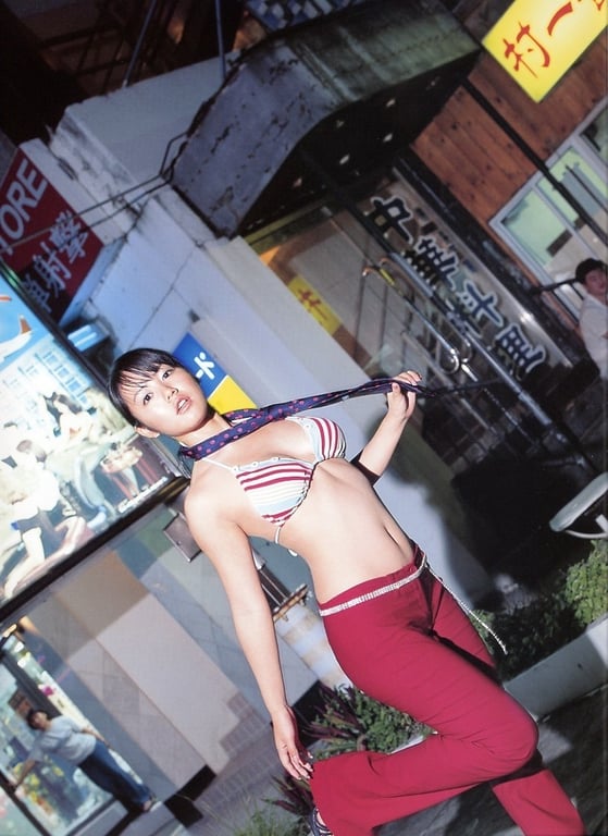 图片[9]-#Sayaka Isoyama 磯山沙也加 – Isoyamania 磯山狂熱 (2004-03-17) - 全本免费在线观看-阅图吧