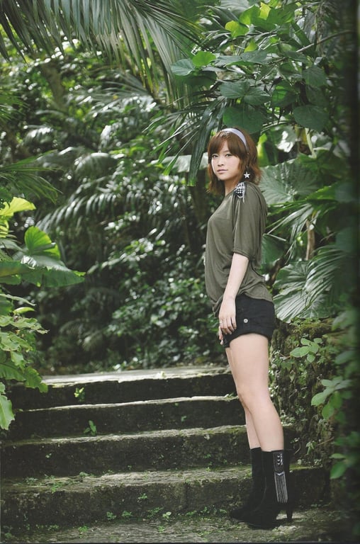 图片[43]-#モーニング娘。亀井絵里・道重さゆみ・田中れいな 写真集 亀井絵里 卒業記念 ハロハロ！Memories - 全本免费在线观看-阅图吧