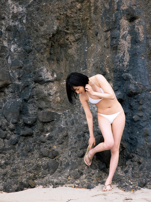 图片[46]-#新藤まなみ写真集『Ｑｕｅｅｎｓ』 - 全本免费在线观看-阅图吧