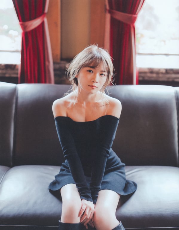 图片[134]-#2023.02.21 秋元真夏 毕业纪念写真集《蓦然回首，乃木坂》 - 全本免费在线观看-阅图吧