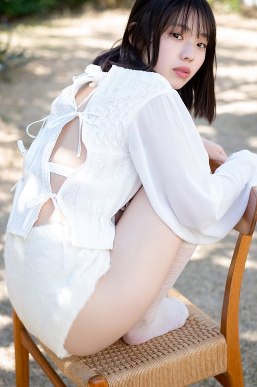 图片[5]-2021.04.09 菊地姬奈 ヤンマガ - 在线免费观看-阅图吧