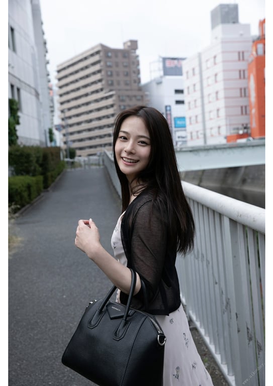 图片[100]-#Nene Yoshitaka 吉高宁宁 Love Hotel Weekly Post 周刊邮报数字写真集 (2019.09.09) - 全本免费在线观看-阅图吧