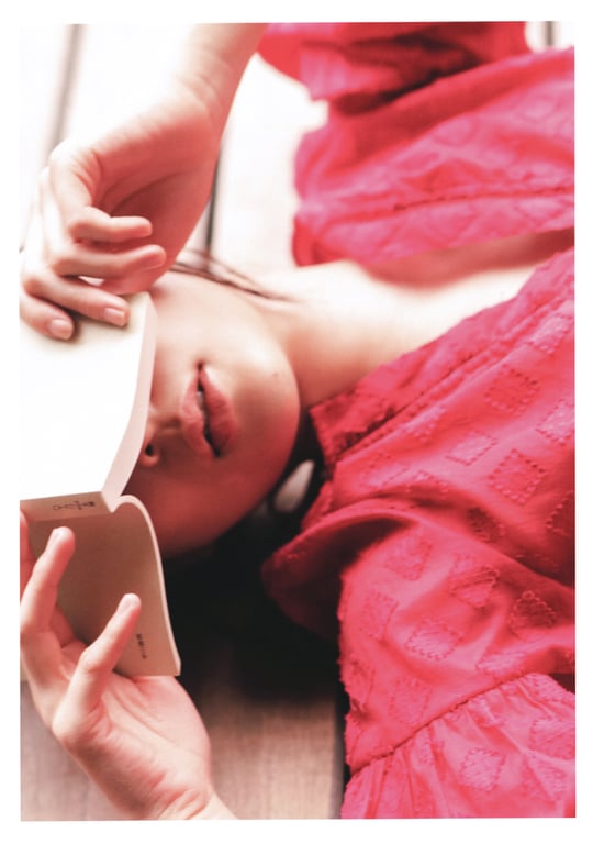 图片[88]-Ayane Suzuki 鈴木絢音 - 1st Photobook The angle of the light 光之角度 (2020-11-10) - 在线免费观看-阅图吧