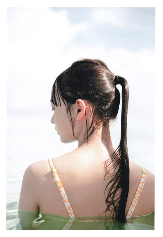 图片[22]-Ayane Suzuki 鈴木絢音 - 1st Photobook The angle of the light 光之角度 (2020-11-10) - 在线免费观看-阅图吧