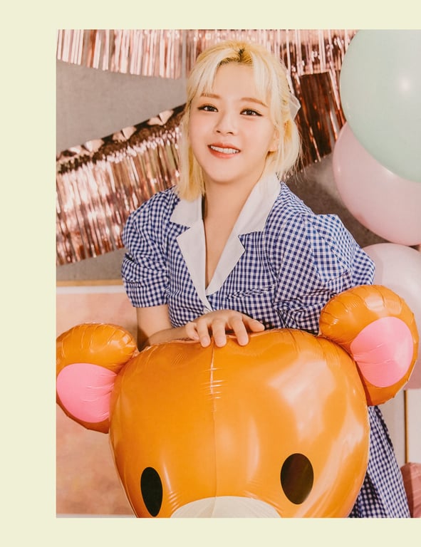 图片[101]-2021.11 TWICE 6th Anniversary 'Happy TWICE & ONCE day!' AR 写真集 - 在线免费观看-阅图吧