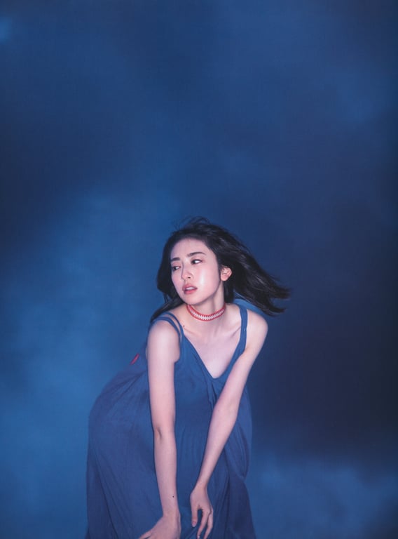 图片[126]-Miku Kanemura 金村美玖 – 1st Photobook Compass 罗针盘 (2022-12-20) - 阅图吧-阅图吧