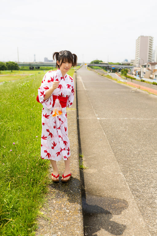 えなこ「えなこ日和」【ヤングチャンピオンデジグラ】-阅图吧