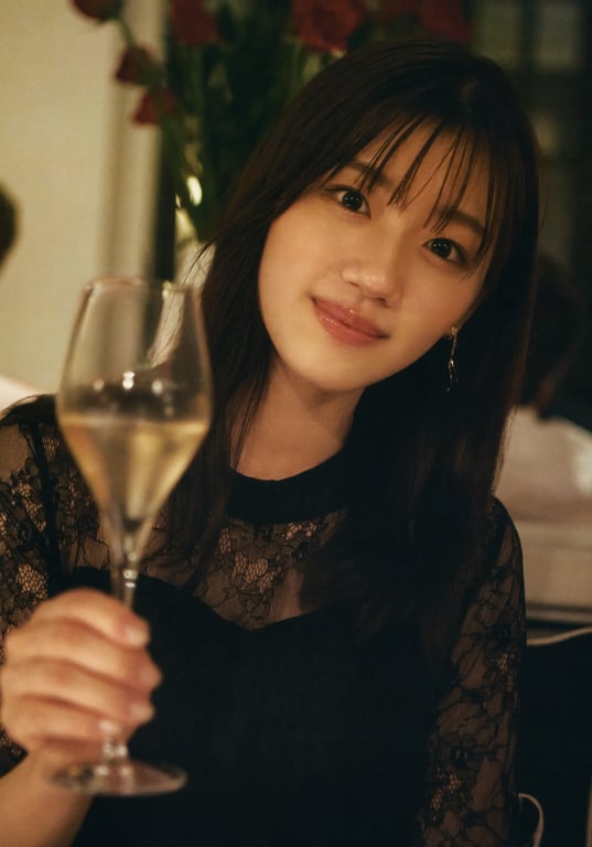 图片[72]-2024.12.17 佐佐木美玲1st写真集「阳光洒落的游行」 - 在线免费观看-阅图吧