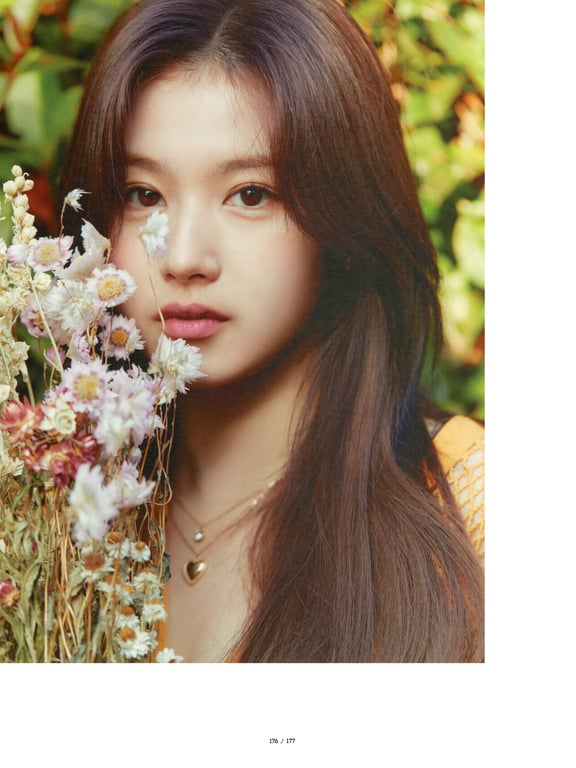 图片[132]-#TWICE Sana 1st Photobook 「Yes, I am Sana.」 - 全本免费在线观看-阅图吧