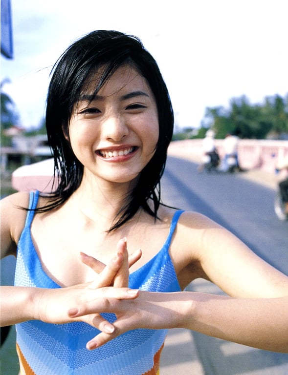 图片[41]-#Satomi Ishihara 石原聪美 – Tayutai 摇曳(20051210) - 全本免费在线观看-阅图吧