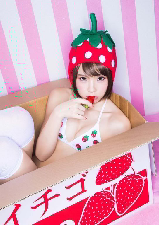 图片[7]-#周刊Young Jump 2018年14号 えなこ「最高机密文书e-75」(YJ PHOTO BOOK) - 全本免费在线观看-阅图吧