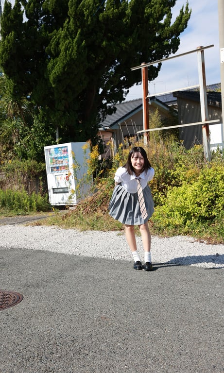 【デジタル限定】白濱美兎写真集「なぁぜなぁぜ？」
【数字限定】白滨美兔写真集「为什么呢为什么呢？」-阅图吧