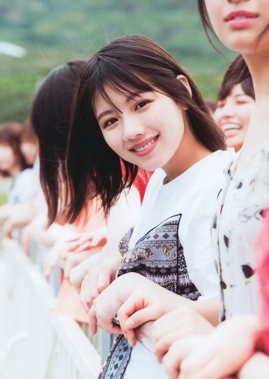图片[9]-Hinatazaka46 1st Photobook – 立候补 - 在线免费观看-阅图吧