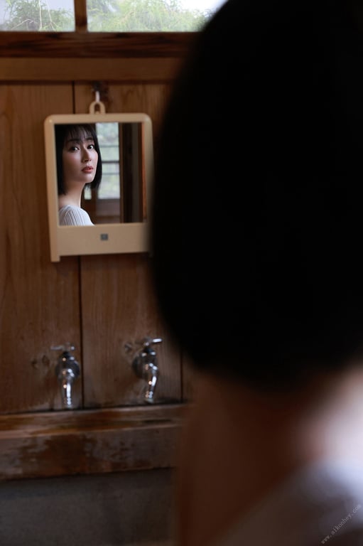 图片[10]-#2022.09.30 新藤爱美 Ｑｕｅｅｎｓ 全未公开特别版 ｖｏｌ．２ ＦＲＩＤＡＹ数码写真集 - 全本免费在线观看-阅图吧