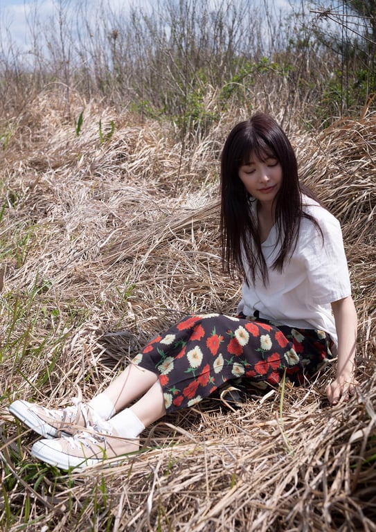 图片[32]-[B.L.T. Photobook] Tomu Muto 武藤十梦 - Kaze no shirabe 风之调 (2023-08-29) - 在线免费观看-阅图吧