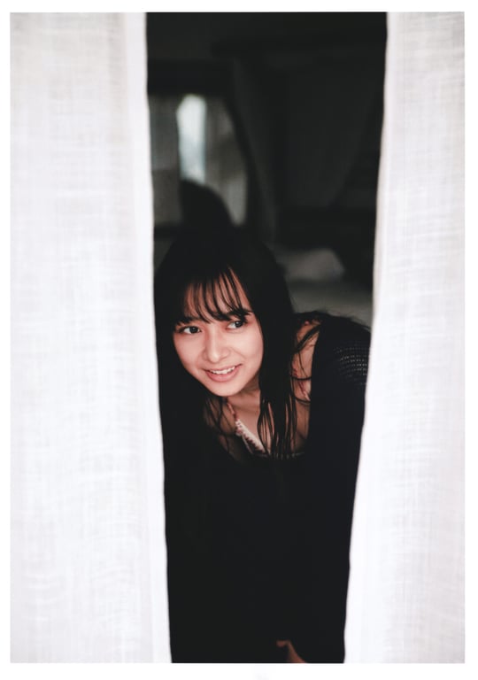 图片[77]-Ayane Suzuki 鈴木絢音 - 1st Photobook The angle of the light 光之角度 (2020-11-10) - 在线免费观看-阅图吧