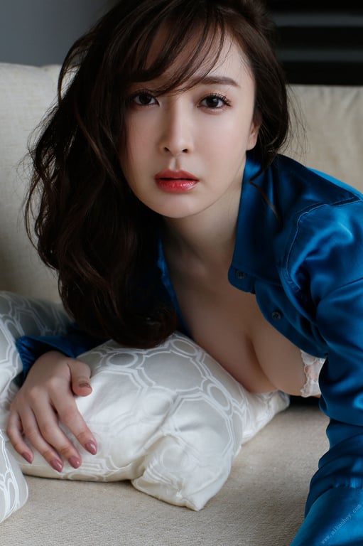 图片[74]-#Ayano Takeuchi 竹内涉 – Bewitching hip vol.3 妖艳臀部 vol.3 (2020-01-24) - 全本免费在线观看-阅图吧