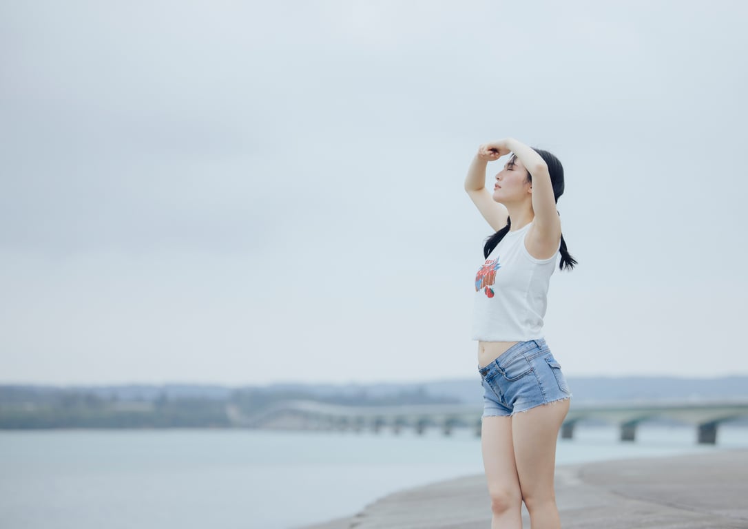 图片[4]-2024.10.31 由良Yura 1st写真集『Yura Dokki！』 Special Edition【其他镜头电子限定版】 - 在线免费观看-阅图吧