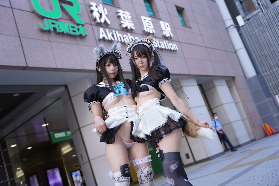 #水那しおね×うたたね翠 ぷれでたーらっと写真集 「野生のメイドがあらわれた！」 - 全本免费在线观看-阅图吧