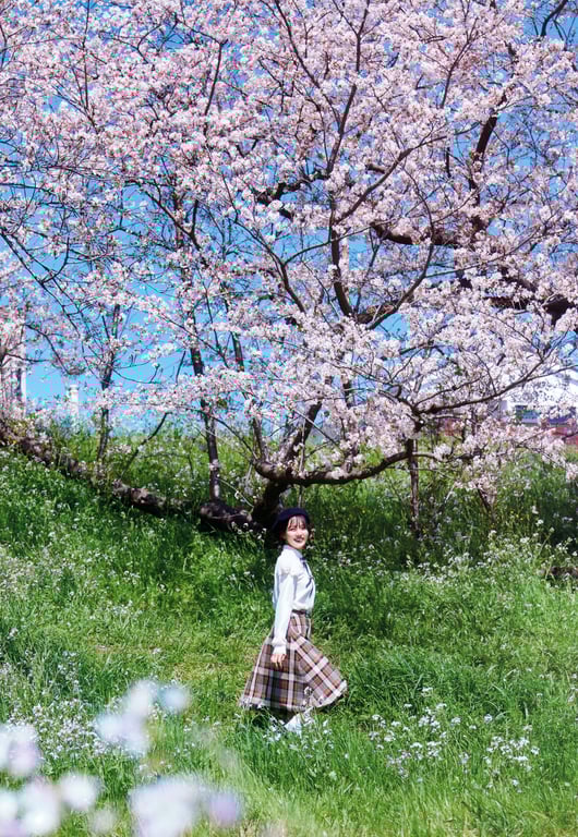 图片[76]-2024.10.07 (22∕7) 麻丘真央 1st写真集 『 光之镜 』 - 在线免费观看-阅图吧