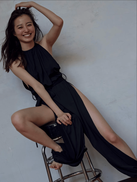 图片[5]-#FRIDAY GOLD 高田里穗 恋恋 (+other cut) - 全本免费在线观看-阅图吧