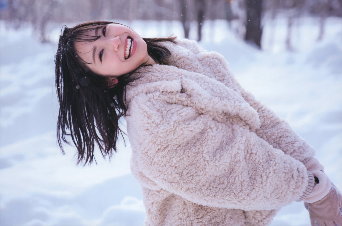 图片[15]-Miku Kanemura 金村美玖 – 1st Photobook Compass 罗针盘 (2022-12-20) - 阅图吧-阅图吧