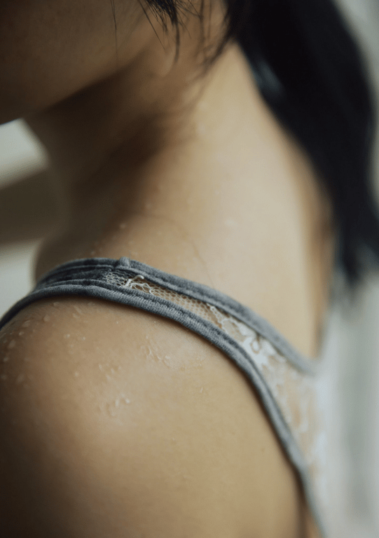 图片[43]-2024.08.28 由良yura 1st写真集 心动yura！ - 在线免费观看-阅图吧