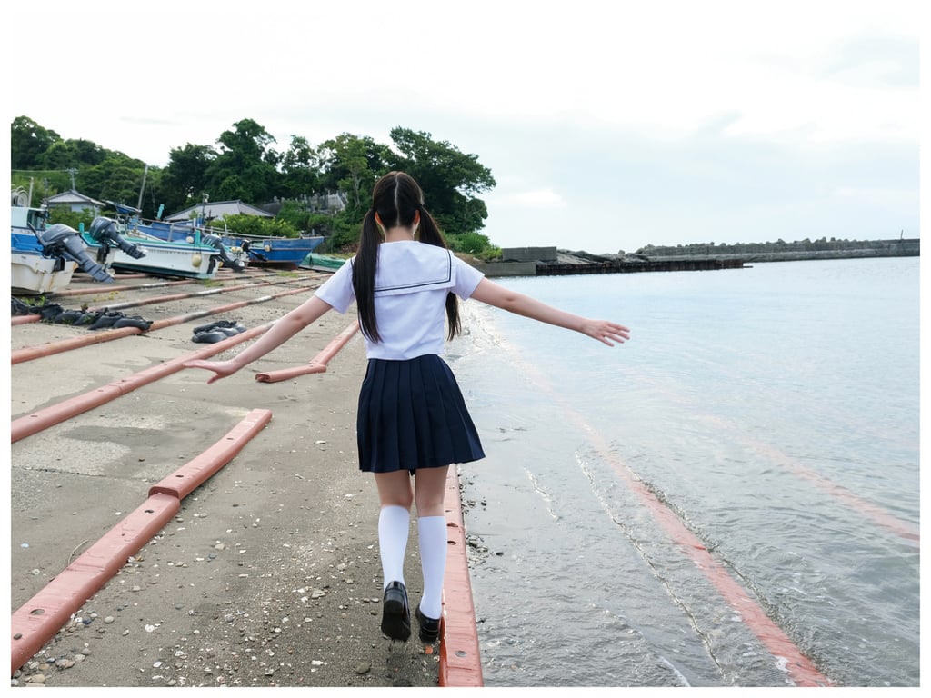 图片[39]-Kozue Minami 南小梢 - Sound of waves 波音 (2022-09-09) - 在线免费观看-阅图吧