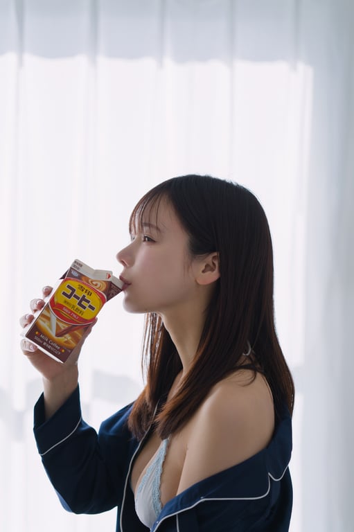 けん研🧪 (けんけん) Fantia 5周年纪念DL写真集 - 在线免费观看-阅图吧