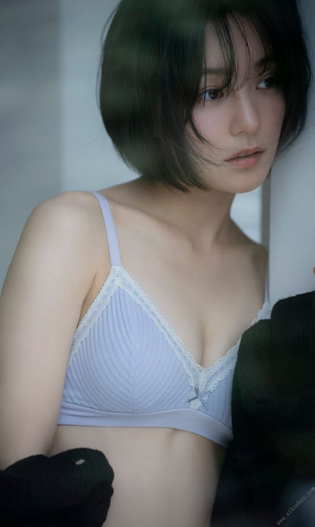 图片[15]-#Momoko Arata 新田桃子 – 一人分饰三角女演员、首次写真 (2022-11-21) - 全本免费在线观看-阅图吧