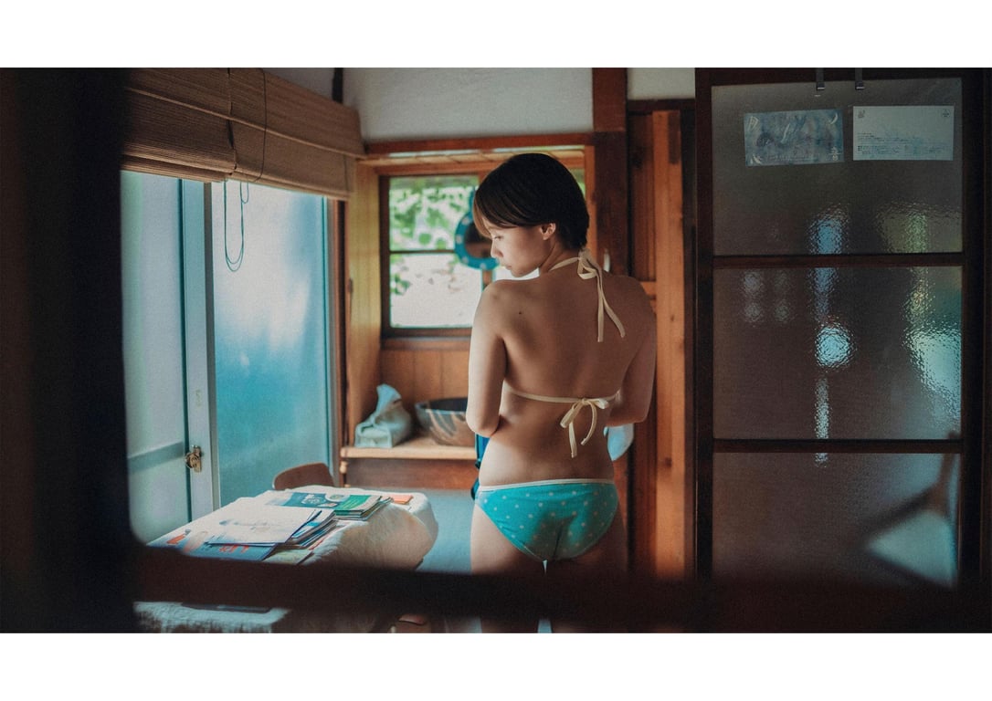 图片[160]-Mana 真奈 blue. ~ Mana Portrait Album ~ (Wunder_Publishing_House.) - 在线免费观看-阅图吧