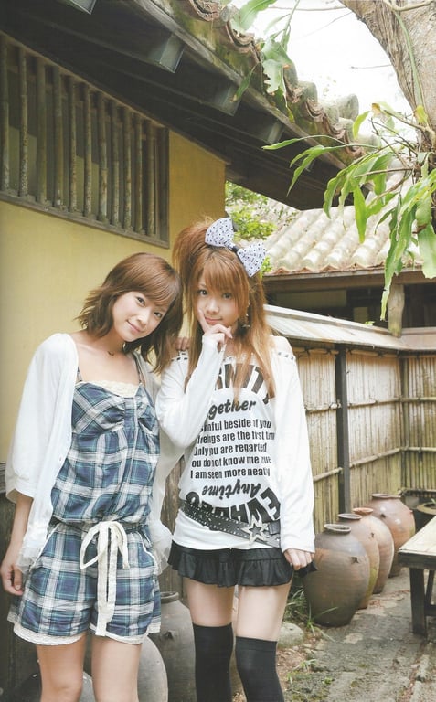 图片[33]-#モーニング娘。亀井絵里・道重さゆみ・田中れいな 写真集 亀井絵里 卒業記念 ハロハロ！Memories - 全本免费在线观看-阅图吧