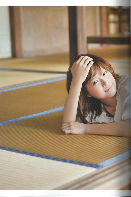 图片[22]-#モーニング娘。亀井絵里・道重さゆみ・田中れいな 写真集 亀井絵里 卒業記念 ハロハロ！Memories - 全本免费在线观看-阅图吧