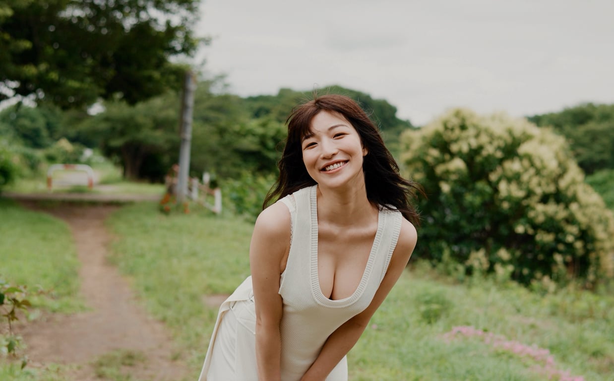 松川千紘 因为是女演员，所以脱了-阅图吧