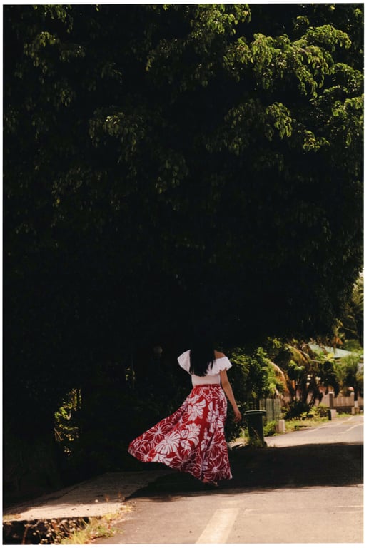 图片[35]-Ayane Suzuki 鈴木絢音 - 1st Photobook The angle of the light 光之角度 (2020-11-10) - 在线免费观看-阅图吧