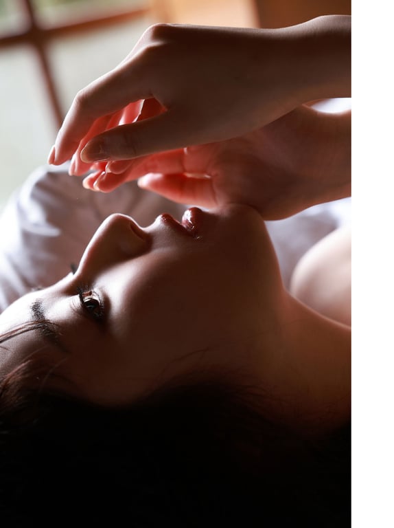 图片[124]-#新藤まなみ写真集『Ｑｕｅｅｎｓ』 - 全本免费在线观看-阅图吧