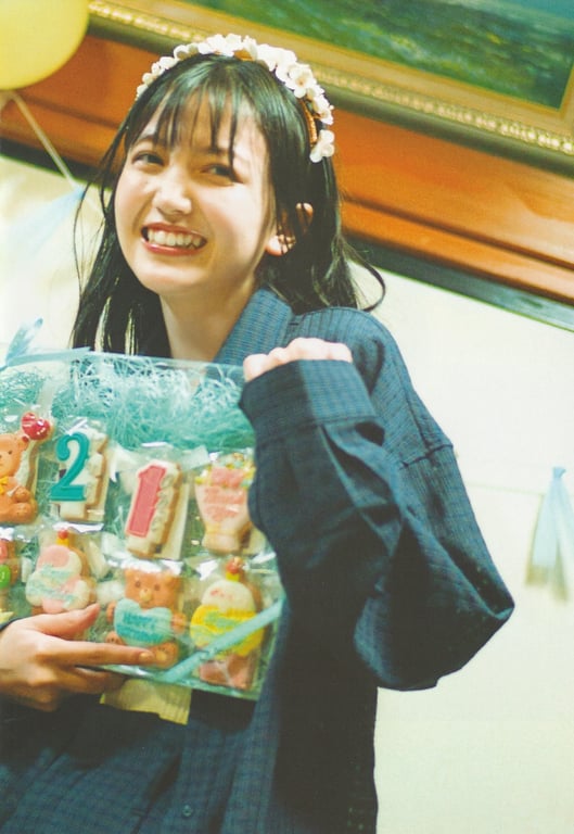 图片[121]-Shiori Kubo 久保史绪里 - 1st Photobook Intersection 交差点(23-07-11) - 在线免费观看-阅图吧