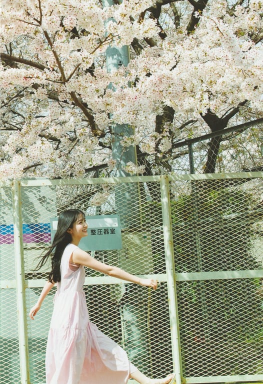 图片[42]-Shiori Kubo 久保史绪里 - 1st Photobook Intersection 交差点(23-07-11) - 在线免费观看-阅图吧