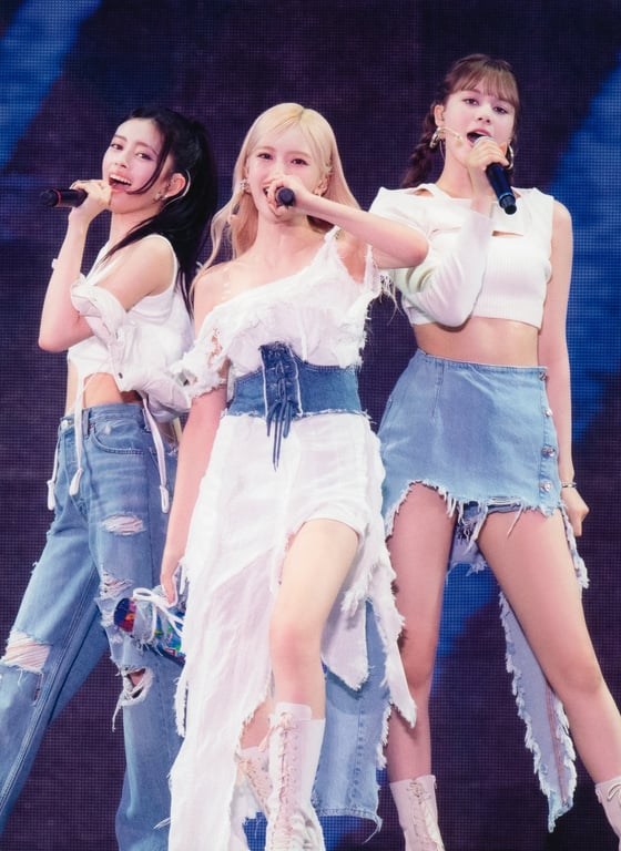 图片[61]-NiziU Live with U 2023 “COCO! nut Fes.” -Stadium Special- in ZOZO Marine Stadium LIVE Photobook - 在线免费观看-阅图吧