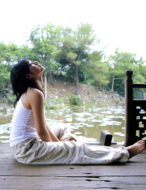 图片[32]-#Satomi Ishihara 石原聪美 – Tayutai 摇曳(20051210) - 全本免费在线观看-阅图吧