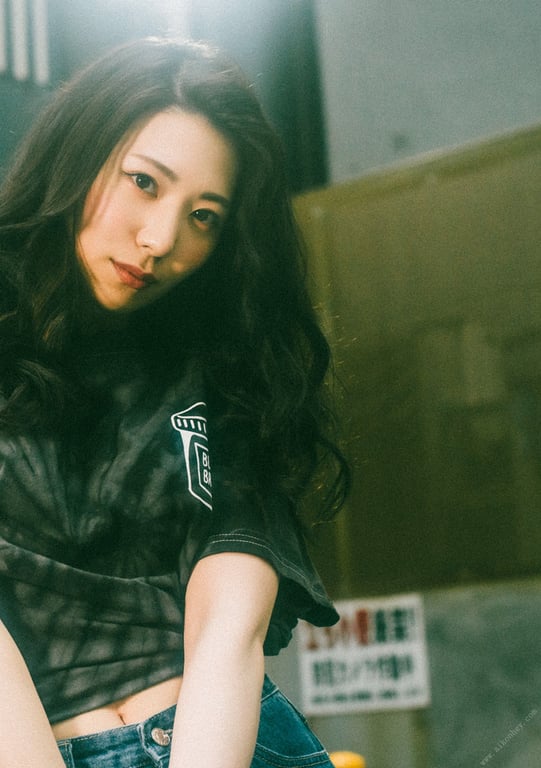 图片[3]-#NEWLOOK【girl meets street】山岸逢花 - 在线免费观看-阅图吧