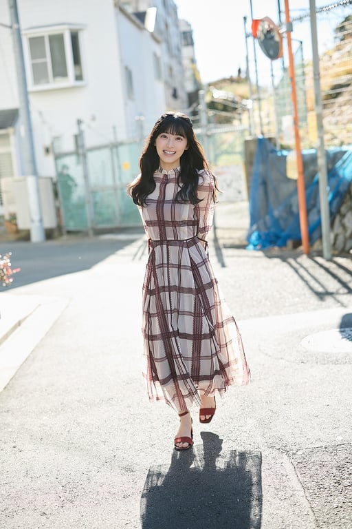 [+Weekly] 2025-07-10 Airi Sato 佐藤爱里星 (32P1V)-阅图吧