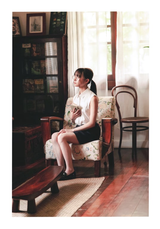 图片[4]-Ayane Suzuki 鈴木絢音 - 1st Photobook The angle of the light 光之角度 (2020-11-10) - 在线免费观看-阅图吧