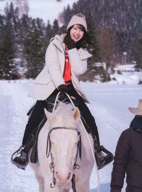 图片[9]-Miku Kanemura 金村美玖 – 1st Photobook Compass 罗针盘 (2022-12-20) - 阅图吧-阅图吧